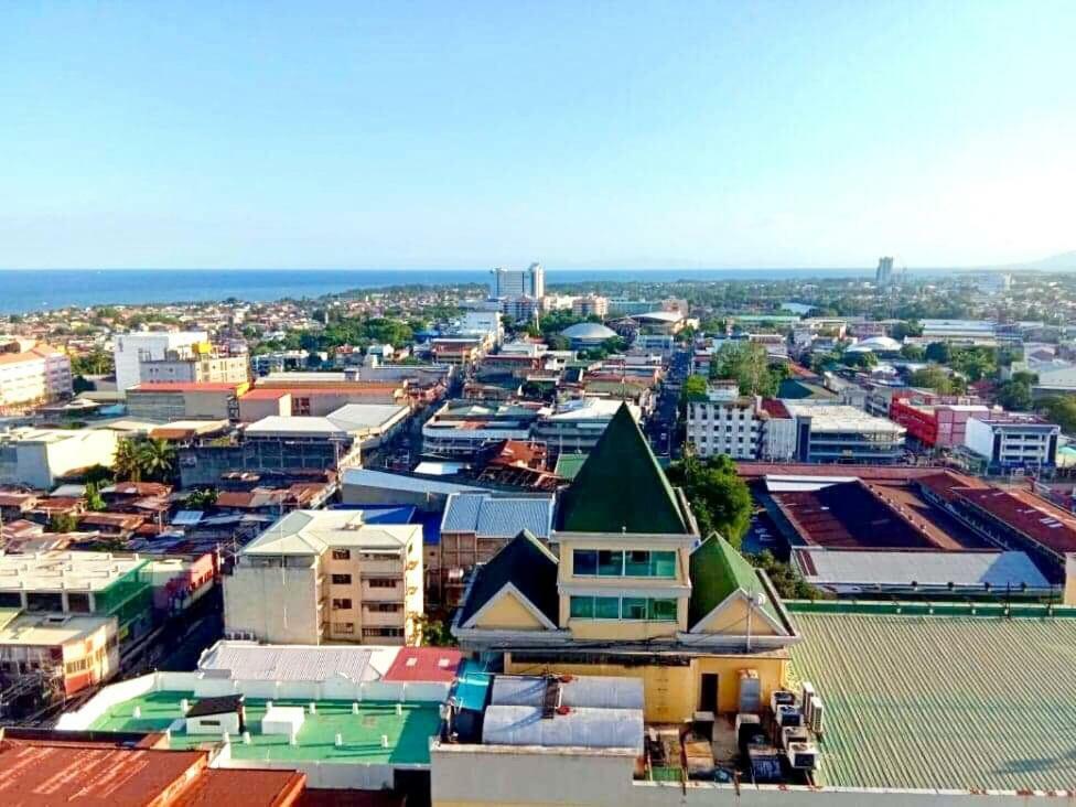 Avida Towers Davao Lägenhet Exteriör bild